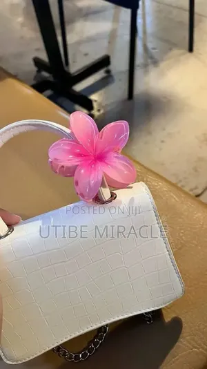Mira ACCESSORIES