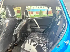 Toyota RAV4 2017 Blue