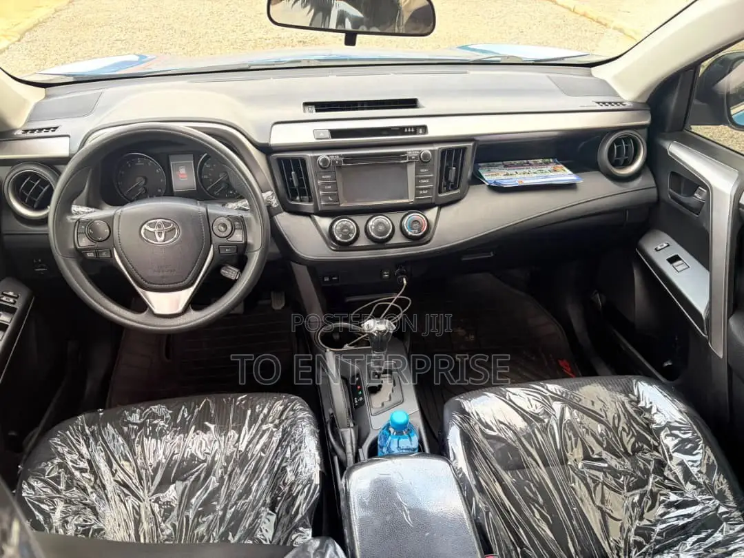 Toyota RAV4 2017 Blue