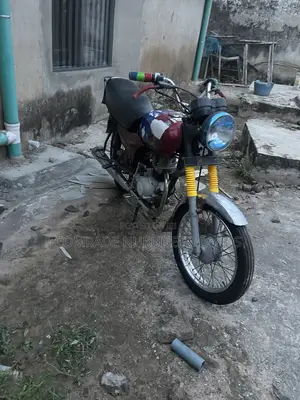 Bajaj Boxer 2022 Red
