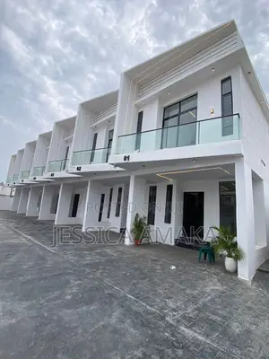4bdrm Townhouse/Terrace in Scheme 2 Ajah, Abraham Adesanya Estate