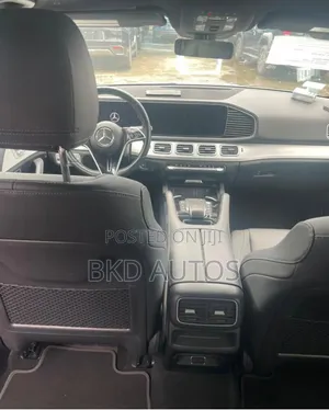 Mercedes-Benz GLE-Class 2024 Silver