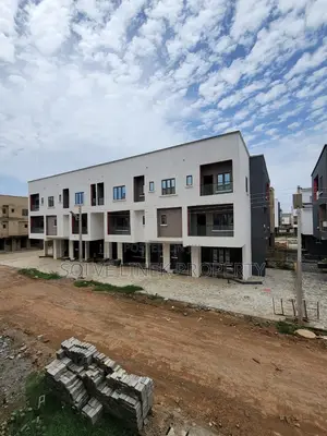 For Sale | 3bedroom | Gudu District.