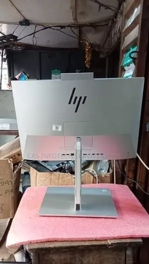 Desktop Computer HP EliteOne 800 G6 8GB Intel Core i5 SSD 256GB