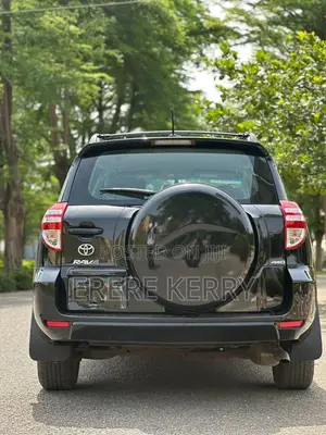 Toyota RAV4 2011 Black