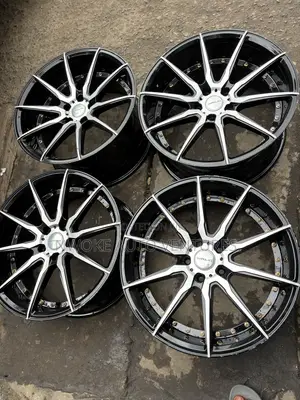 19 Inches for Toyota Highlander 2025 Model