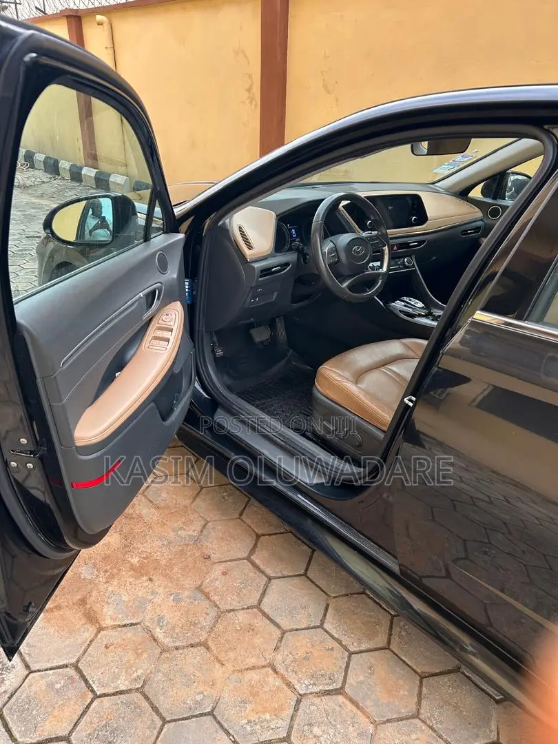 Hyundai Sonata 2022 Black