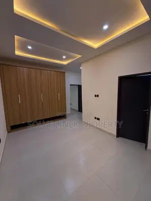 4bdrm Townhouse / Terrace in Guzape District for rent