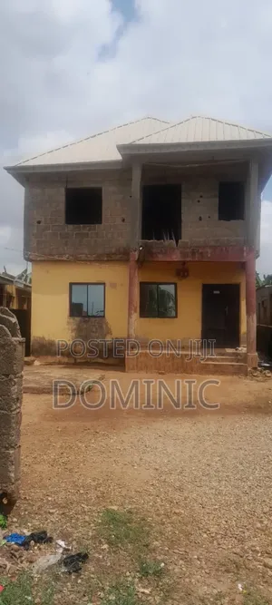 5bdrm Block of Flats in Oriwu Estate, Ikorodu for sale