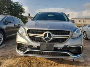 Mercedes-Benz GLE-Class 2016 Gray
