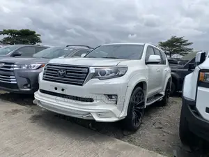 Toyota Land Cruiser Prado 4.0 Petrol TX 2022 White