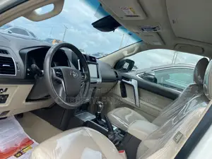 Toyota Land Cruiser Prado 4.0 Petrol TX 2022 White