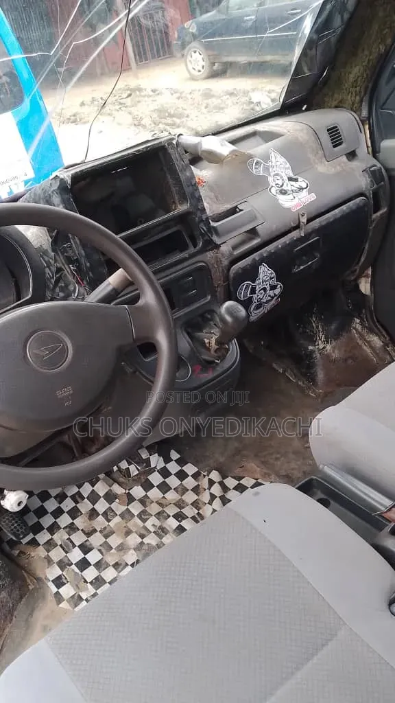 Daihatsu Hijet 2010 Black