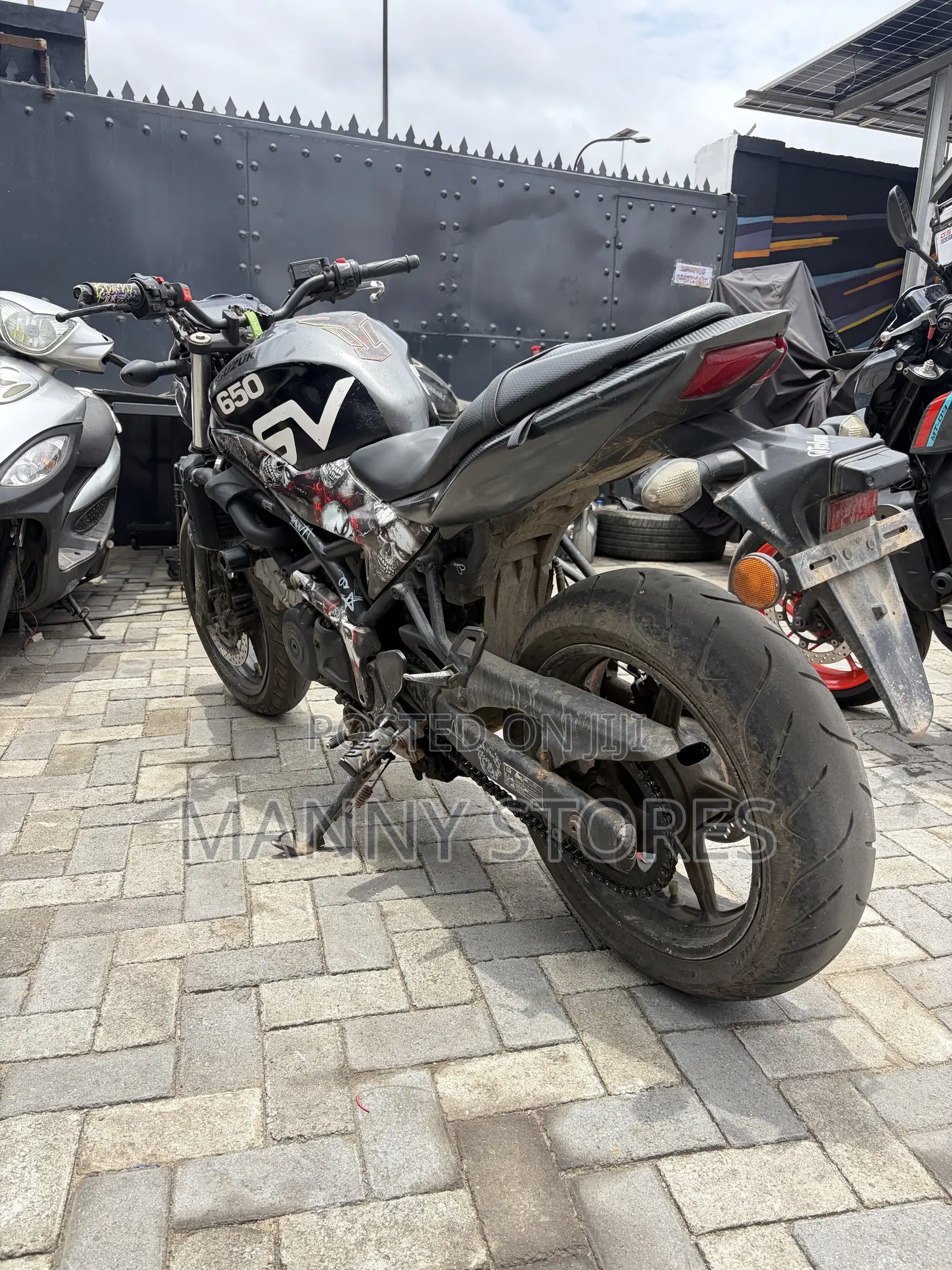 Suzuki 2017 Black