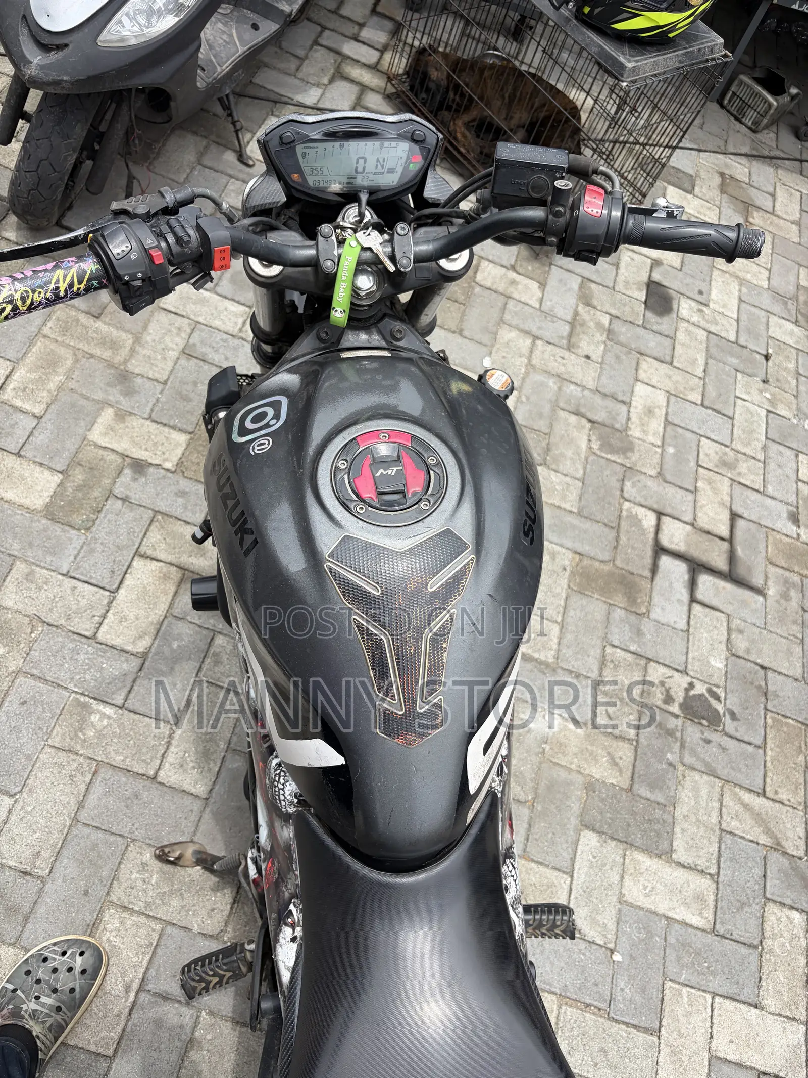 Suzuki 2017 Black