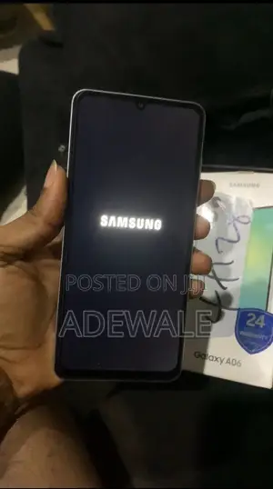 Samsung Galaxy A06 128 GB