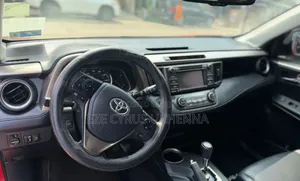 Toyota RAV4 2015 Red