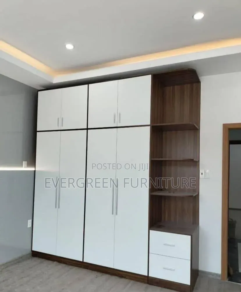 HDF Wood Wardrobe