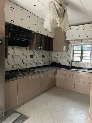 Quality Kitchen Cabinet