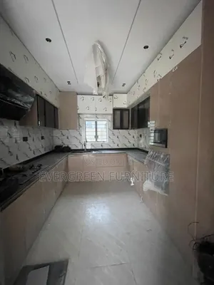 Quality Kitchen Cabinet