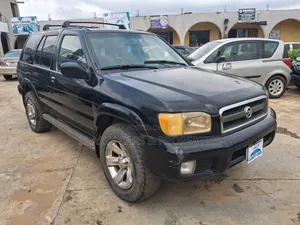 Nissan Pathfinder LE Platinum 4x4 2004 Black