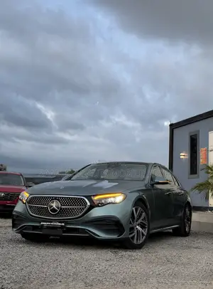 Mercedes-Benz E350 2024 Green