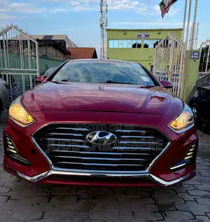 Hyundai Sonata 2018 Red