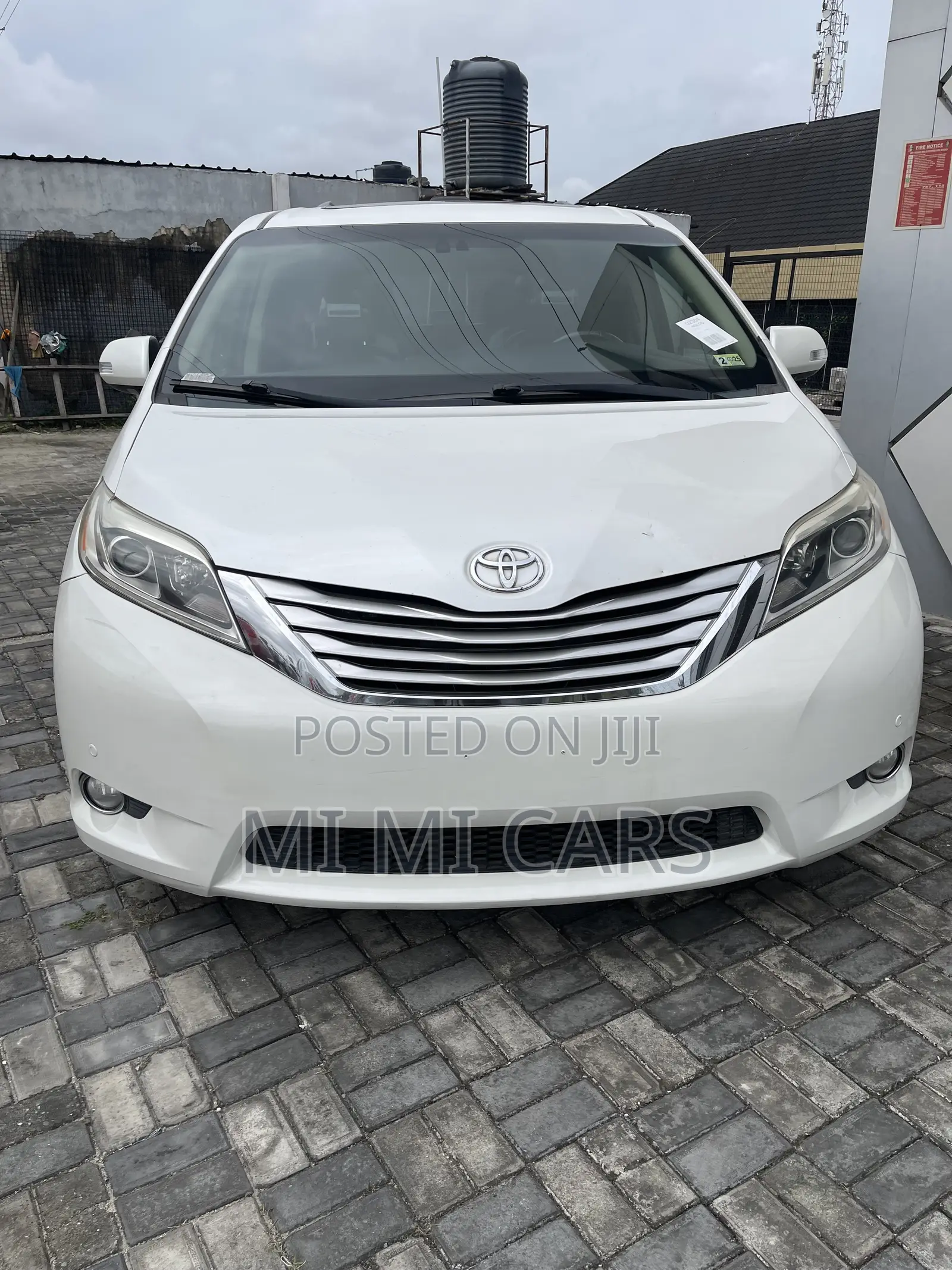 Toyota Sienna 2015 White