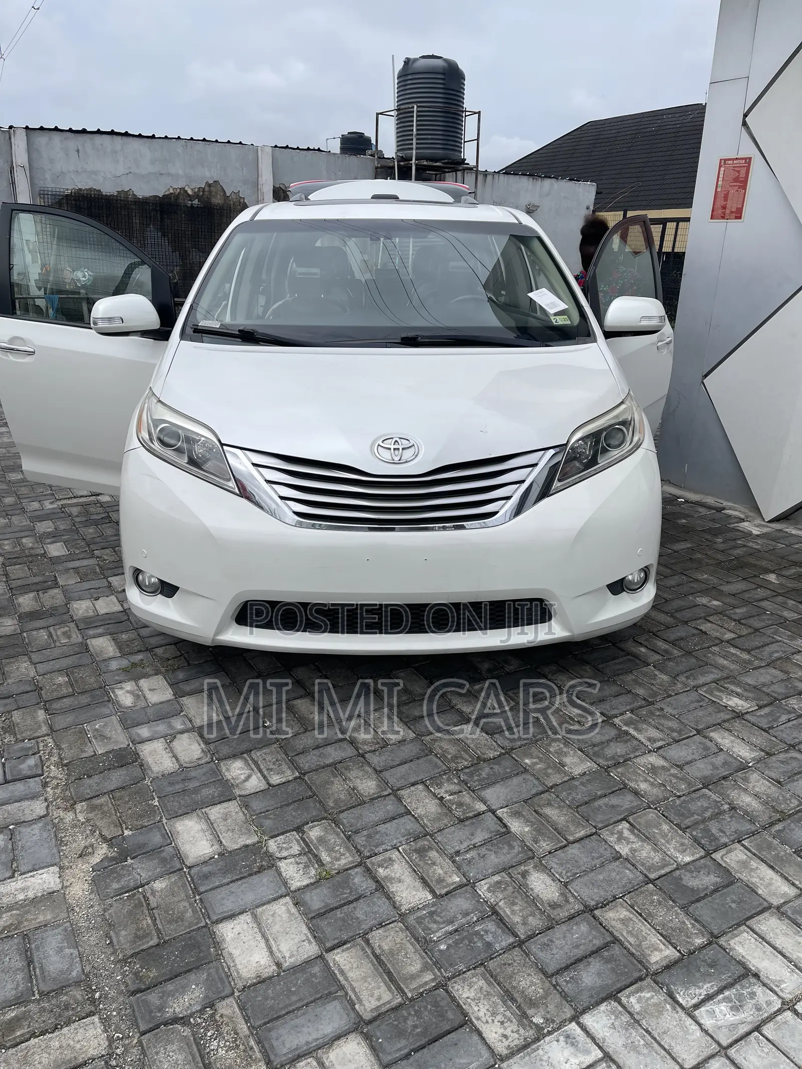 Toyota Sienna 2015 White