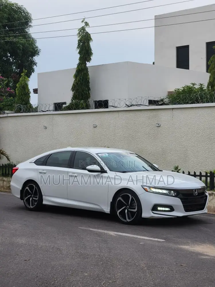 Honda Accord 2018 White