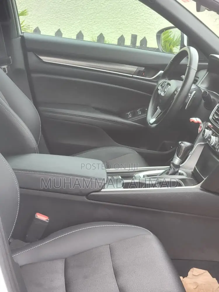 Honda Accord 2018 White