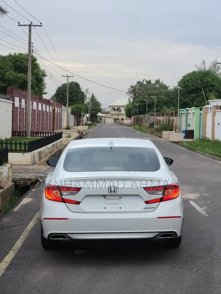 Honda Accord 2018 White