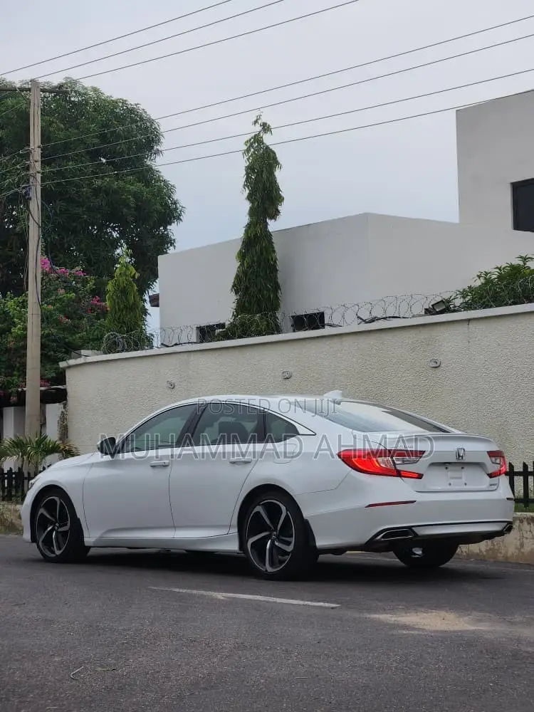 Honda Accord 2018 White