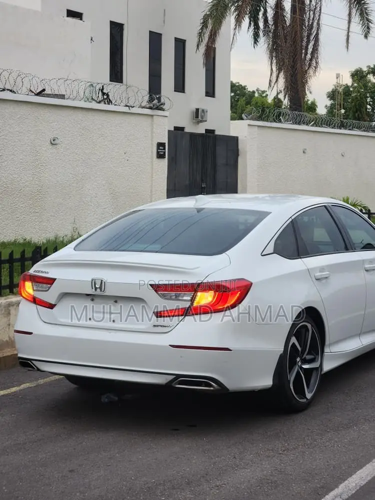 Honda Accord 2018 White