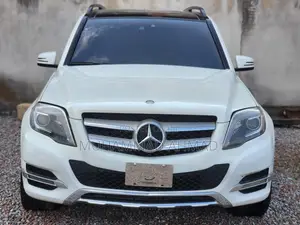 Mercedes-Benz GLK-Class Base GLK 350 4dr 4x2 (3.5L 6cyl 7A) 2015 White