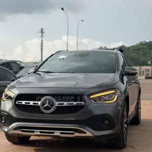 Mercedes-Benz GLA 250 2021 Gray