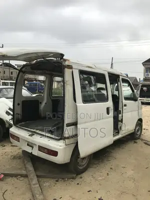 Daihatsu Hijet 2012 White