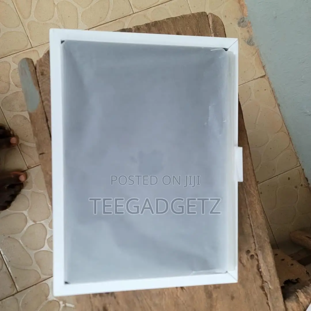 Laptop Apple MacBook Pro 2024 M4 16GB Apple M4 SSD 512GB
