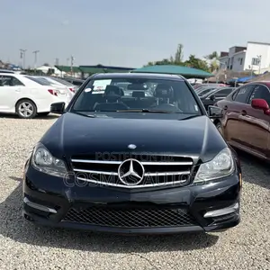 Mercedes-Benz C300 Luxury 4Matic Sedan AWD (3.5L 6cyl 7A) 2014 Black