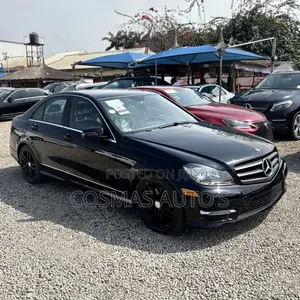 Mercedes-Benz C300 Luxury 4Matic Sedan AWD (3.5L 6cyl 7A) 2014 Black