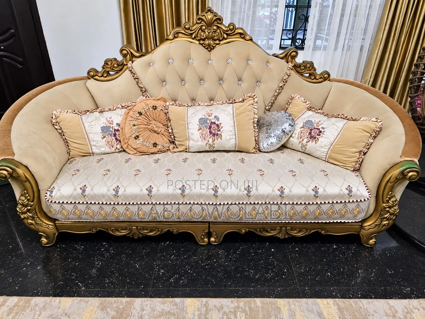 Royal Sofa