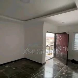 Studio Apartment in Ikorodu Road / Ilupeju for rent