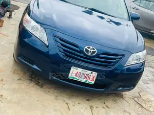 Toyota Camry LE 4dr Sedan (2.4L 4cyl 5A) 2009 Blue