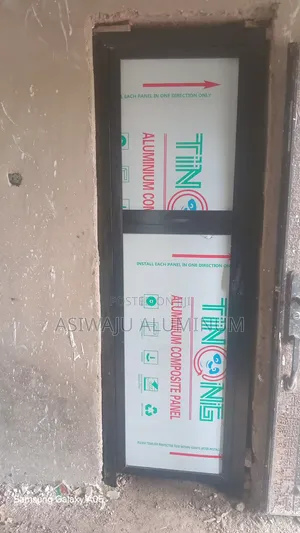 Aaluminium Bathroom and Toilet Doors