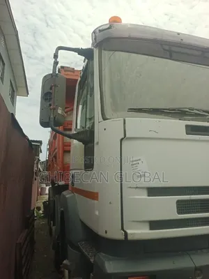 Iveco Euro Trakker Tipper 12 Tyres (Foreign Used)