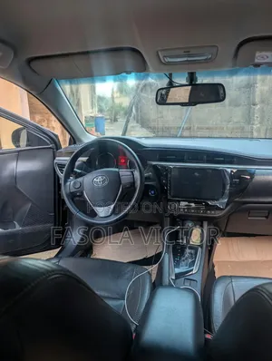 Toyota Corolla 2015 Black