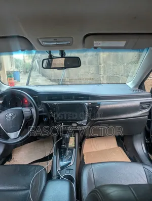 Toyota Corolla 2015 Black