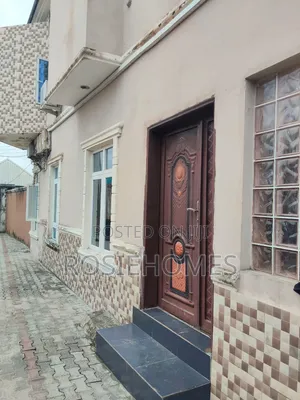 2bdrm Block of Flats in Igbojia Estate, Elemoro for rent
