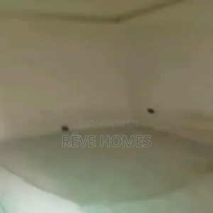 Mini Flat in Adekunle for rent