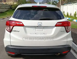 Honda HR-V 4dr SUV (1.5L 4cyl CVT) 2016 Off white